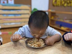 -抱抱熊托育中心(大悦城店)