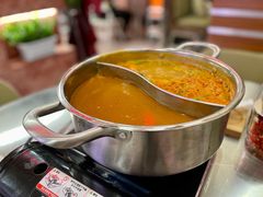 冬阴功锅底-燃计沙茶皇·香港沙茶火锅(人广旗舰店)