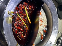 -钢管厂五区小郡肝串串香(南山店)