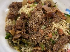 -阿阳牛腩腌面店