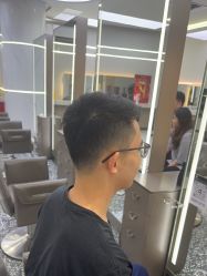 -苏豪路易士·嘉玛发廊