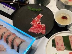 -红鼎豆捞·非遗鲍皇汤火锅(宝丰路店)