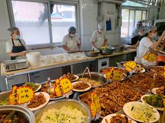 自助取餐区-王三姑牛肉饼