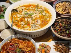 -小三峡食府(西五路店)