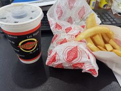 -FATBURGER 特富客汉堡(外交公寓店)
