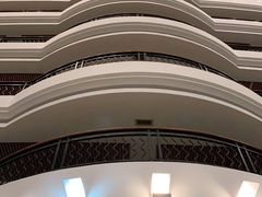 -五谷芳乳鸽王(海景店)