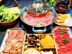 -由衷贵州酸汤牛肉火锅(新桥店)