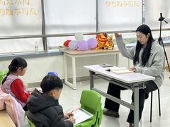 -蓝话筒·少儿成人演讲口才·主持朗诵·戏剧表演(大华第一坊店)