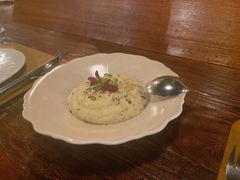 -斯普汇生蚝牛排馆(中骏世界城店)