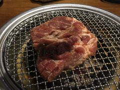 韩式腌猪王排-·缸桶屋·韩式牛肋条自助烤肉(西湖D11店)
