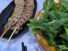 -鲜入围煮花胶鸡海鲜火锅