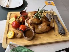-ins森林童话餐厅coffee&bistro