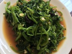 -俺家菜馆(百里峡店)
