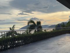 -日落吧·海景咖啡厅·餐酒吧·鸡尾酒·下午茶·乐队表演·浪漫夕阳·三亚文华东方酒店