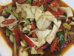 炝炒黄喉-郑辣记田螺