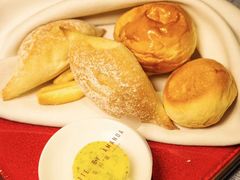 -弦月窗LUNETTE BY AMANDA(复兴路店)