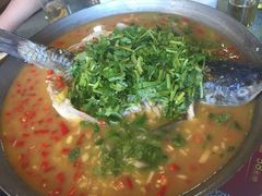 -独一佳老胡湘菜馆(矿山路店)