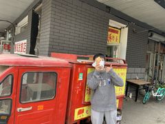 门面-小红车炸蛋葱油饼