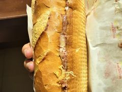 -Bánh Mì Huynh Hoa