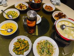 -楚山晓·湖北菜(武汉光谷K11店)