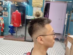 -贝勒爷专业男发