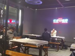 -老街烧烤大排档·地道湖北菜·龙虾馆(汉口火车站店)
