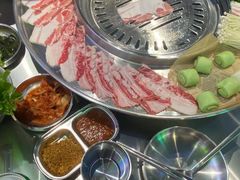 -哈哈碳都·牛肋条无限自助烤肉(宝龙店)