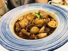 草菇烧牛腩-那家小馆•北京菜•烤鸭(中关村店)