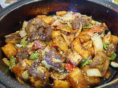 -老钟家烤羊排·敦伊阁清真餐厅胡羊焖饼