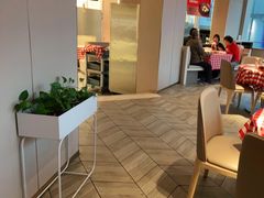 大堂-西贝莜面村(上海百联西郊店)