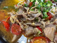 -乡村鸡杂米线(汉渝路店)