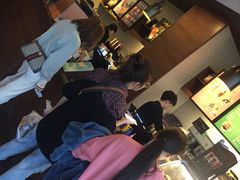 -星巴克臻选(嘉兴海宁银泰城店)