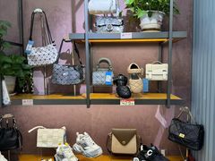 -红太阳鞋城(三店)