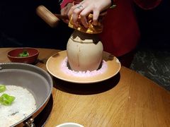 -吃饭皇帝大土家民族菜(正大广场店)
