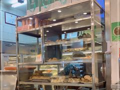 面包甜点陈列柜-护国寺小吃(新街口店)