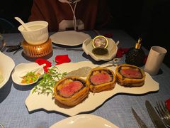 -弦月窗LUNETTE BY AMANDA(复兴路店)