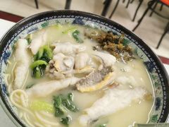 招牌黄鱼面-明呈黄鱼面馆(斜土路店)