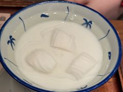 -RUXU入续糖水铺与包(卓悦中心店)