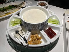 -羲和雅苑•北京烤鸭(陆家嘴中心店)