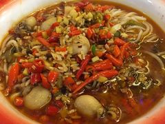 墨鱼仔捞粉-老三样·美食研究中心(世贸路店)