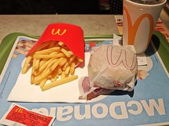 -麦当劳(静安寺店)