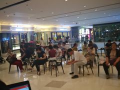 等位区-老板恋上鱼(恒隆广场店)