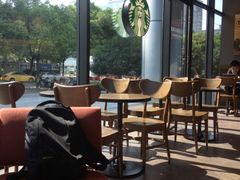 靠窗位-星巴克(钦江路店)