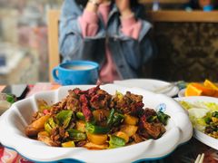 -楼兰古丽新疆菜(钟楼景观店)