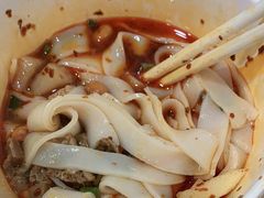 -覃肥叔桂林米粉(粮道街店)