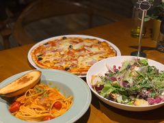 -JINNS锦时 steak&pizza(浸信会礼拜堂旧址店)