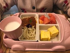 -汽车博物馆主题餐厅