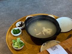 -一坐一忘云南菜(嘉里中心店)