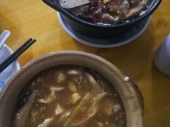 -二哥特色砂锅