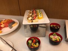 -上海浦东假日酒店逸庭咖啡厅